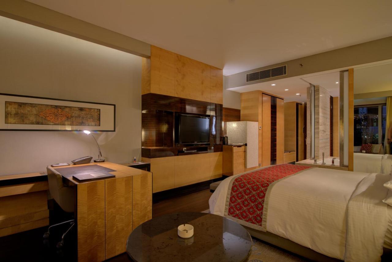 Jw Marriott Hotel New Delhi Aerocity Eksteriør bilde Deluxe Room