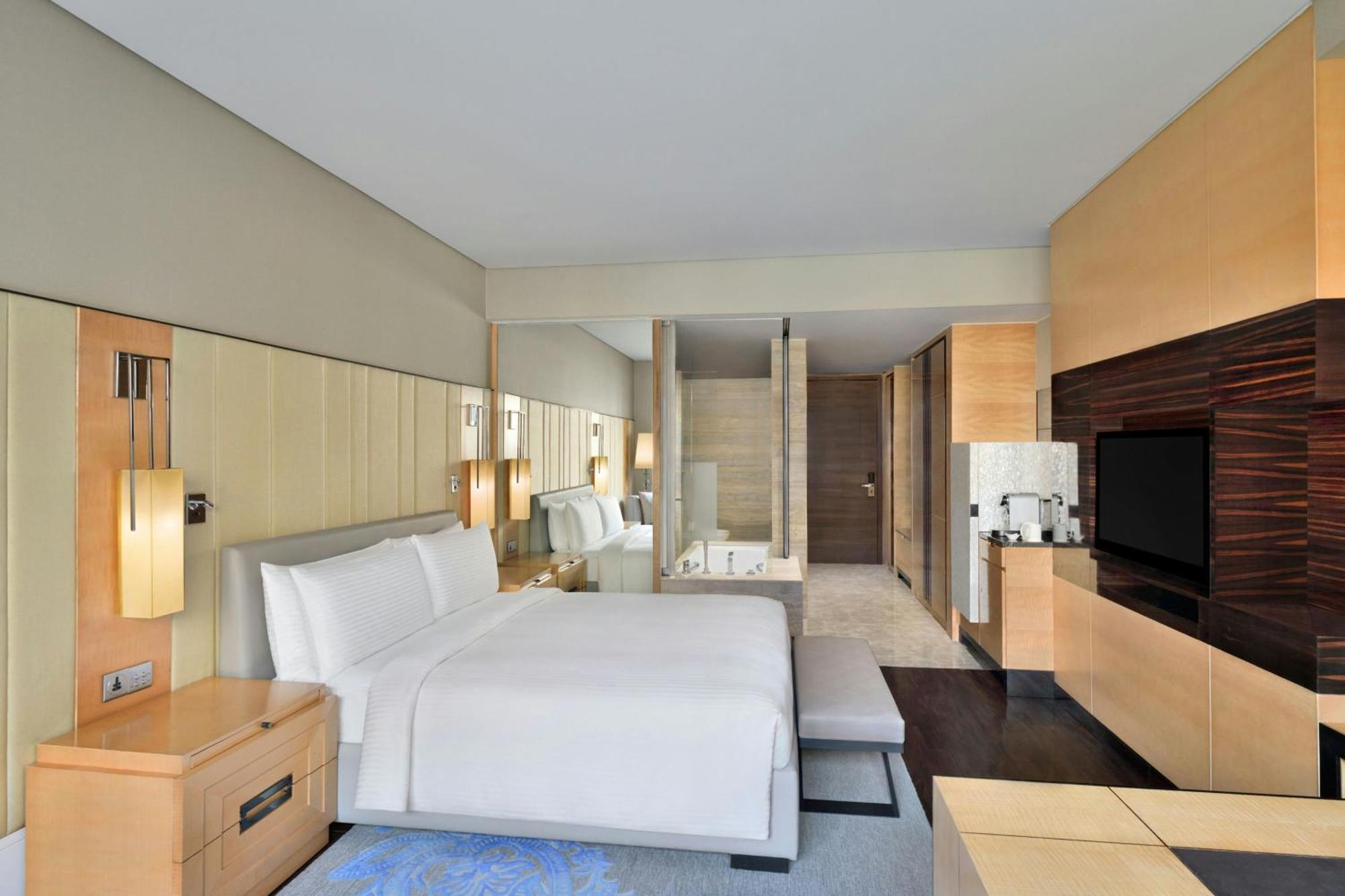Jw Marriott Hotel New Delhi Aerocity Eksteriør bilde Deluxe room